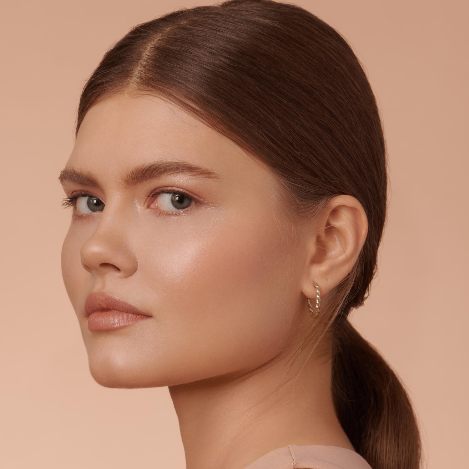 Pó suavizante para a área dos olhos 